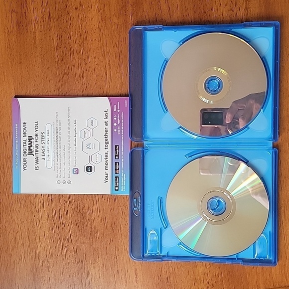 Jumanji The Next Level Blu Ray + DVD + Digital - Picture 6 of 6